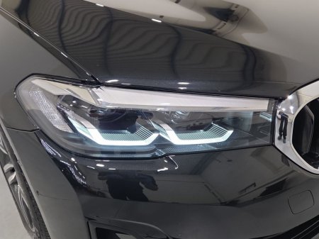 2021 BMW 5-Series - photo 21