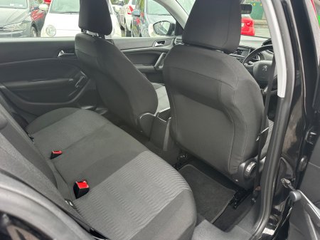 2014 Peugeot 308 - photo 5