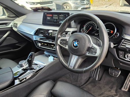 2018 BMW 5-Series - photo 5