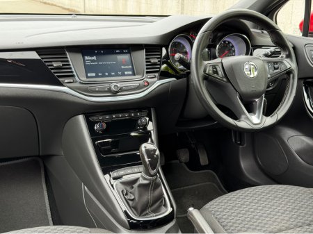 2016 Opel Astra - photo 24