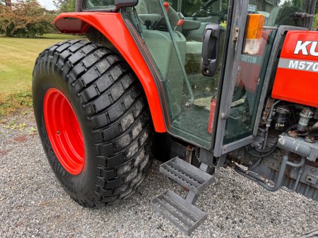 2003 Kubota M5700 - photo 7