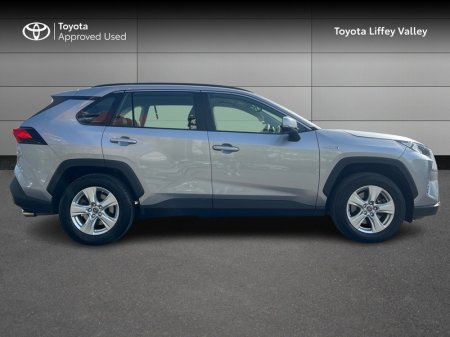2019 Toyota RAV4 - photo 3