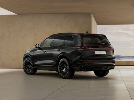 2026 Audi Q7 - photo 2