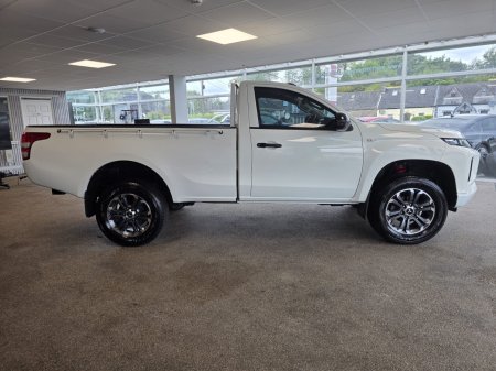 2024 Mitsubishi I - photo 5