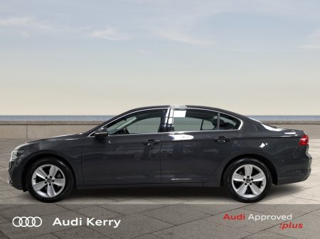 2021 Volkswagen Passat - photo 4