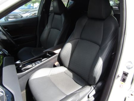 2019 Toyota C-HR - photo 13