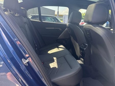 2024 BMW 5-Series - photo 20