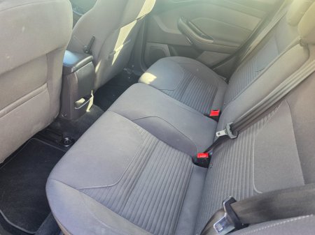 2019 Ford Focus - photo 11