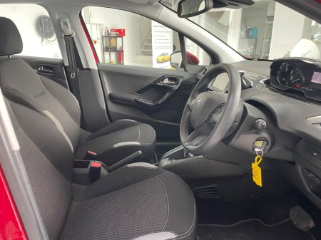 2016 Peugeot 208 - photo 10