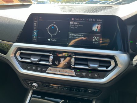2021 BMW 3-Series - photo 18