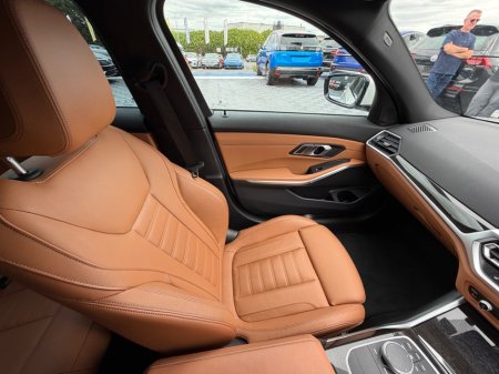 2021 BMW 3-Series - photo 36