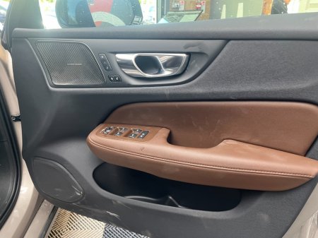 2025 Volvo V60 - photo 15