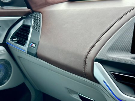 2026 BMW XM - photo 20