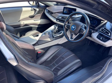 2017 BMW i8 - photo 2