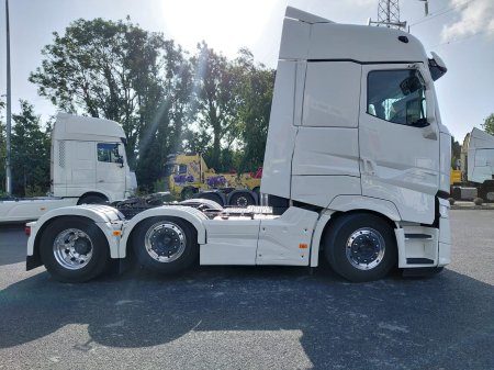 2023 Renault T-High - photo 8