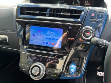 2020 Toyota Prius - photo 19