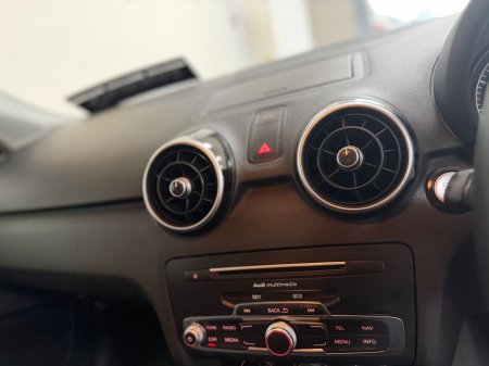 2015 Audi A1 - photo 16