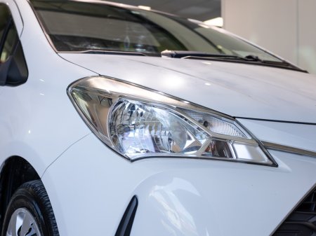 2017 Toyota Vitz - photo 7