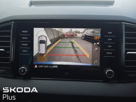 2025 Skoda Karoq - photo 9