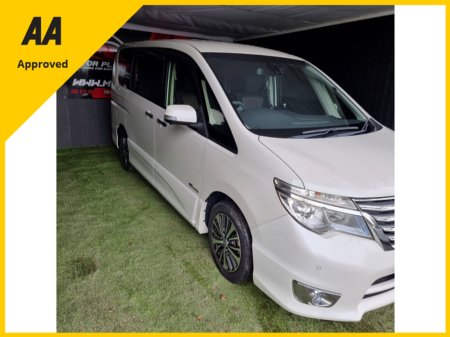 2014 Nissan Serena - photo 2