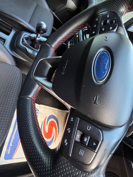 2019 Ford Focus - photo 16