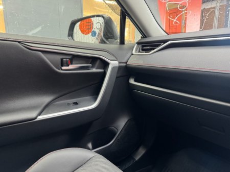 2025 Toyota RAV4 - photo 15