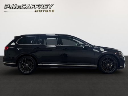 2021 Volkswagen Passat - photo 4