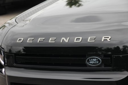 2026 Land Rover Defender - photo 21
