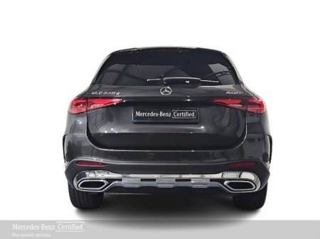 2025 Mercedes-Benz GLC - photo 8