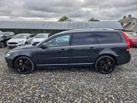 2016 Volvo V70 - photo 2