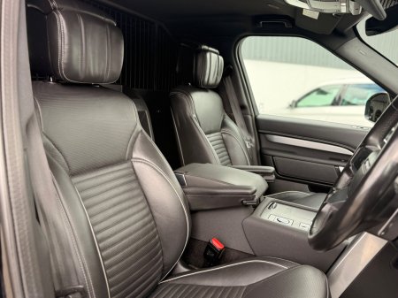 2023 Land Rover Discovery - photo 26