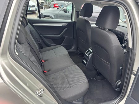2014 Skoda Octavia - photo 4