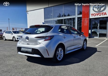 2021 Toyota Corolla - photo 2