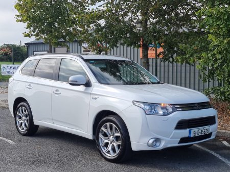 2015 Mitsubishi Outlander - photo 6