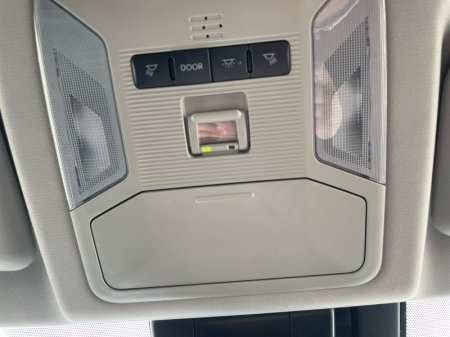 2025 Toyota RAV4 - photo 16