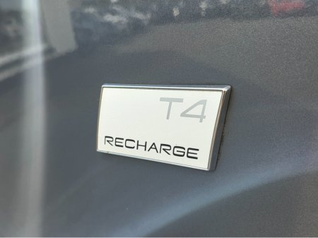 2022 Volvo XC40 - photo 8