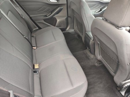 2018 Ford Focus - photo 9