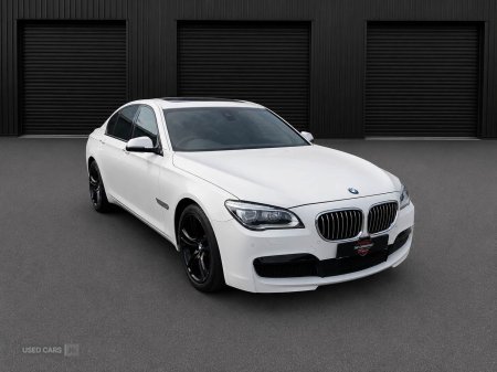 2015 BMW 7-Series 3.0 740i ActiveHybrid 7 M Sport Auto Euro 5 (s/s)