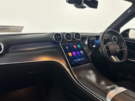 2025 Mercedes-Benz GLC - photo 31