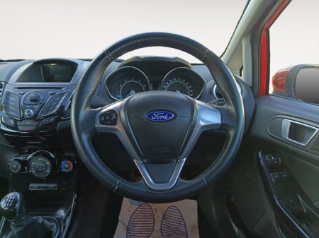 2013 Ford Fiesta - photo 11