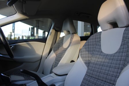2018 Volvo V40 - photo 20
