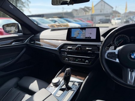2017 BMW 5-Series - photo 16