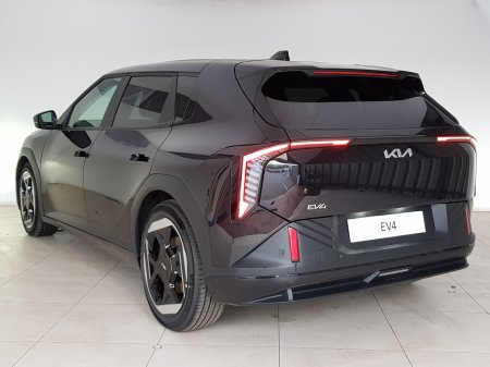 2026 Kia EV4 - photo 3