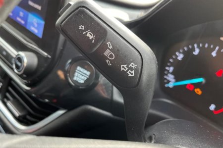 2020 Ford Fiesta - photo 14