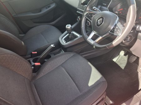 2020 Renault Clio - photo 14