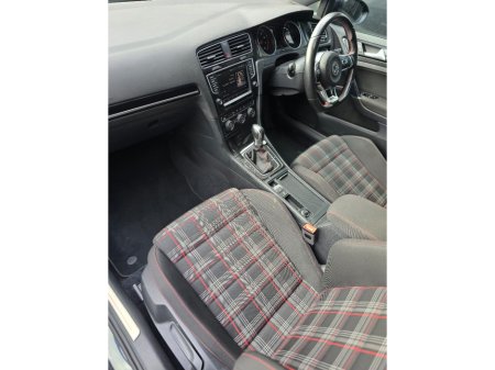 2016 Volkswagen Golf - photo 21