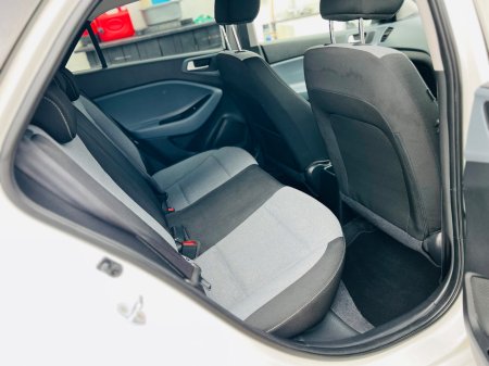 2016 Hyundai i20 - photo 7