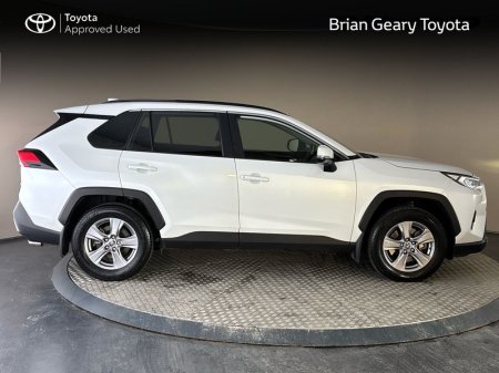 2024 Toyota RAV4 - photo 3