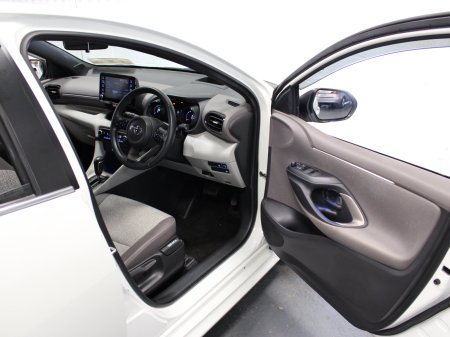 2021 Toyota Yaris - photo 22
