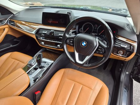 2018 BMW 5-Series - photo 14